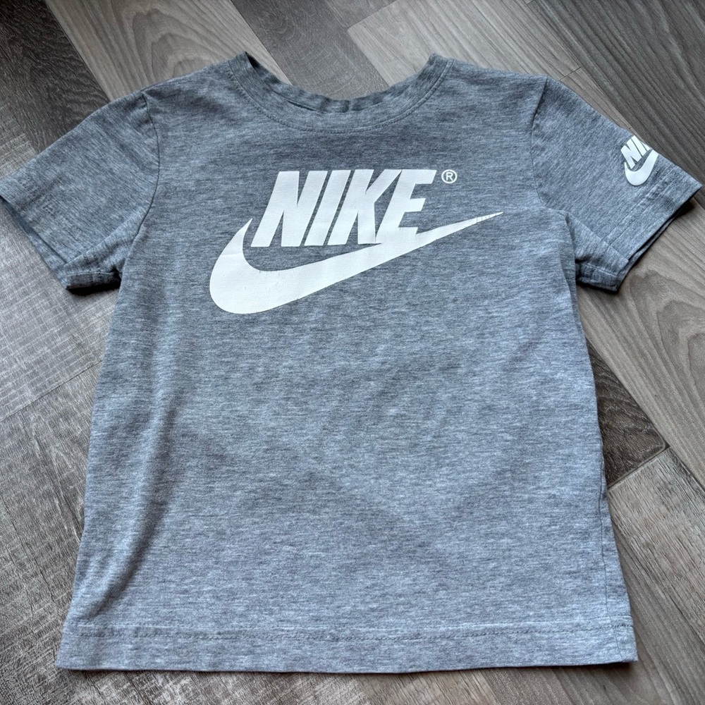 Nike Kids Grey Heather Tee with White Logo